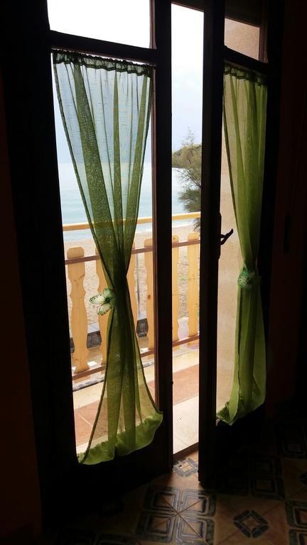 Noemi Holiday House Agnone Bagni Exterior photo